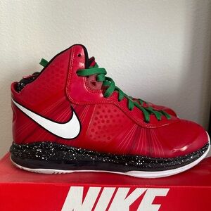 Lebron 8 Christmas size 11 no box